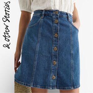 & OTHER STORIES Denim Mini Skirt Flower Button Blue A-line Cottagecore | Sz 10